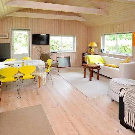 Elegant Holiday Home In Funen With Terrace Nyaraló Otterup